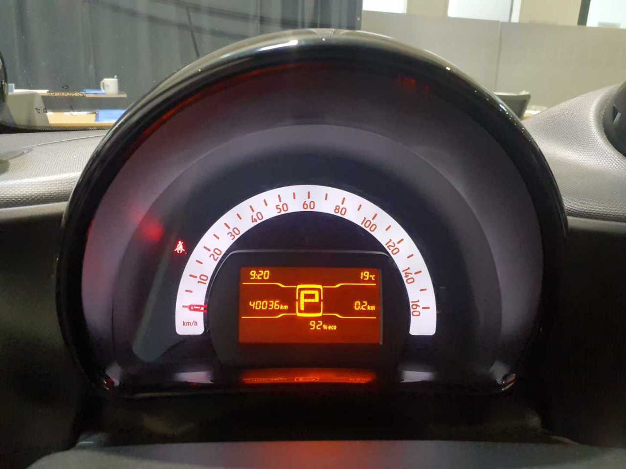 Smart ForTwo EQ Pure Cool & Audio 12