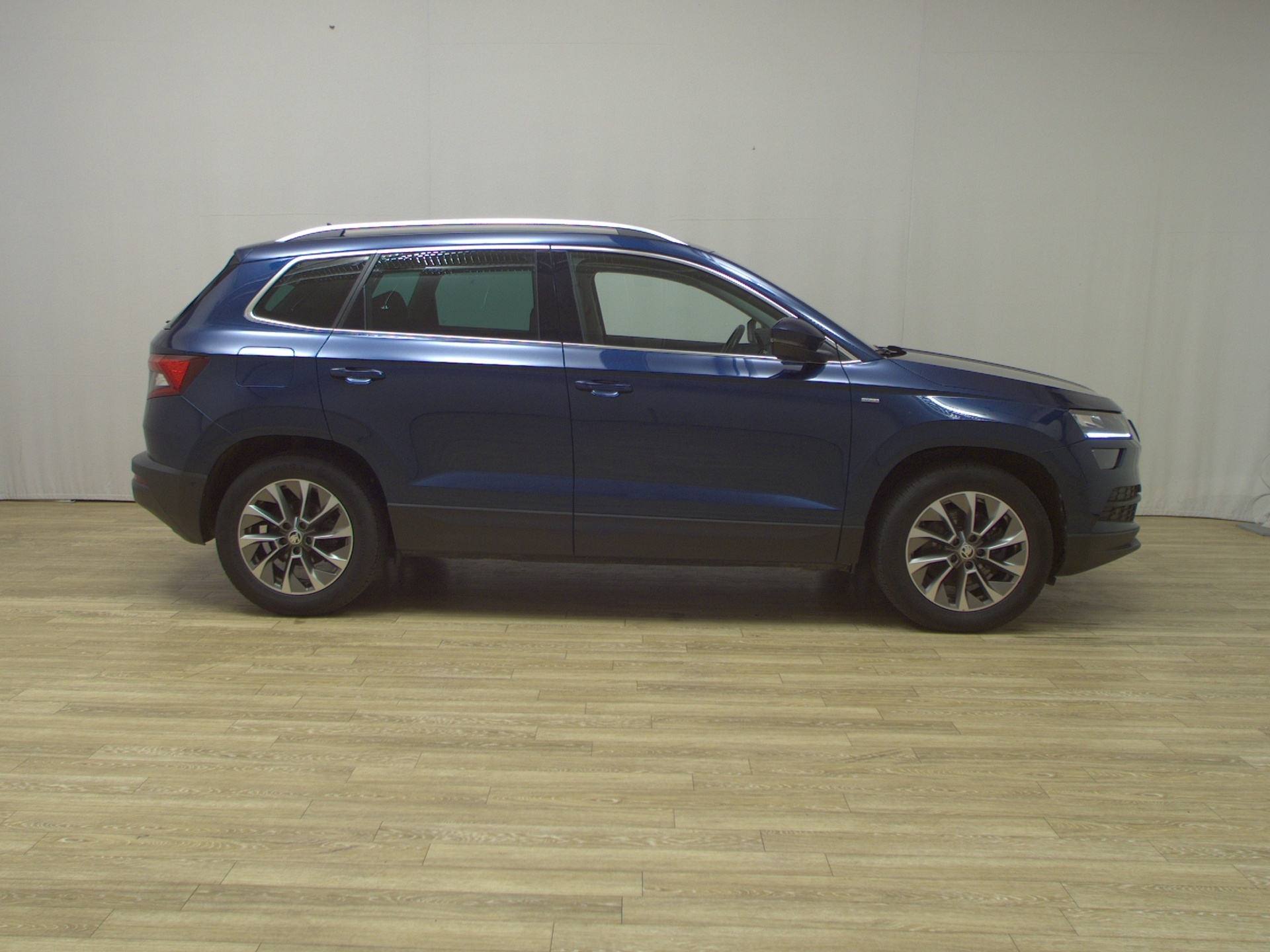 Skoda Karoq 2.0 TDI 4x4 Clever Navi LED vc RfK AHK ACC