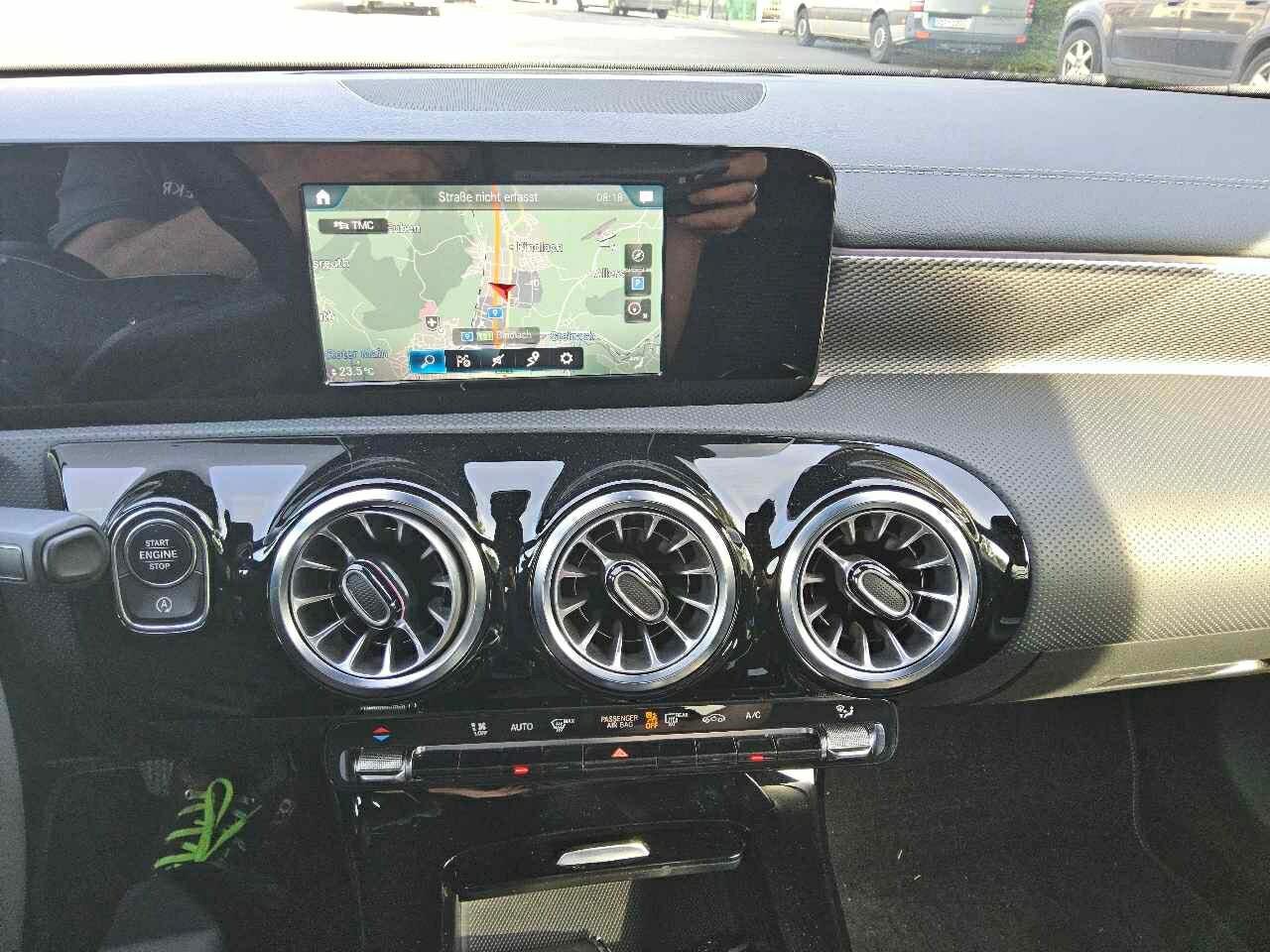 Mercedes-Benz CLA 200 SB d 4M Progressive Navi MB-LED MBUX Dist RFK 8