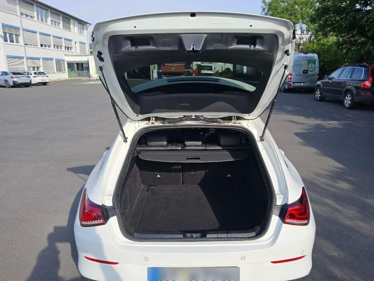 Mercedes-Benz CLA 200 SB d 4M Progressive Navi MB-LED MBUX Dist RFK 10