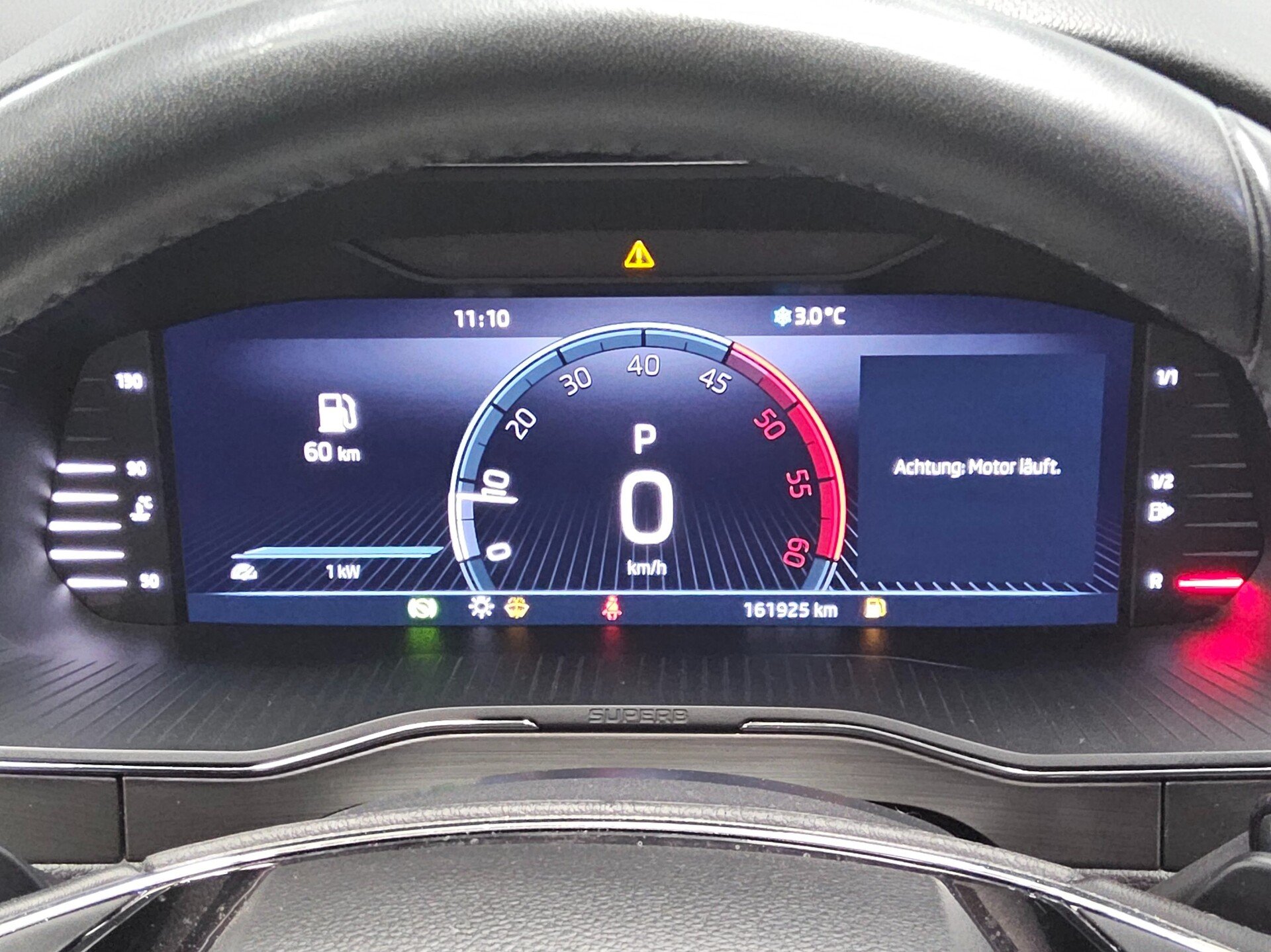 Skoda Superb Kombi 2.0 TDI Style Leder Navi LED Virtual Pano 360° 8
