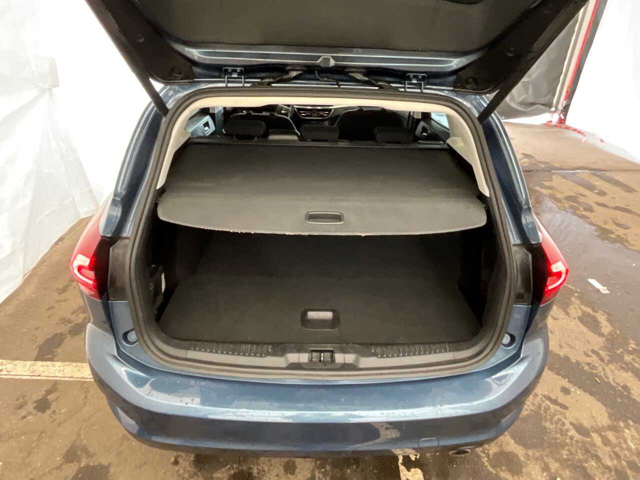 Ford Focus Turnier 1.5 EB Titanium X Navi LED DigiTacho AHK RFK 10