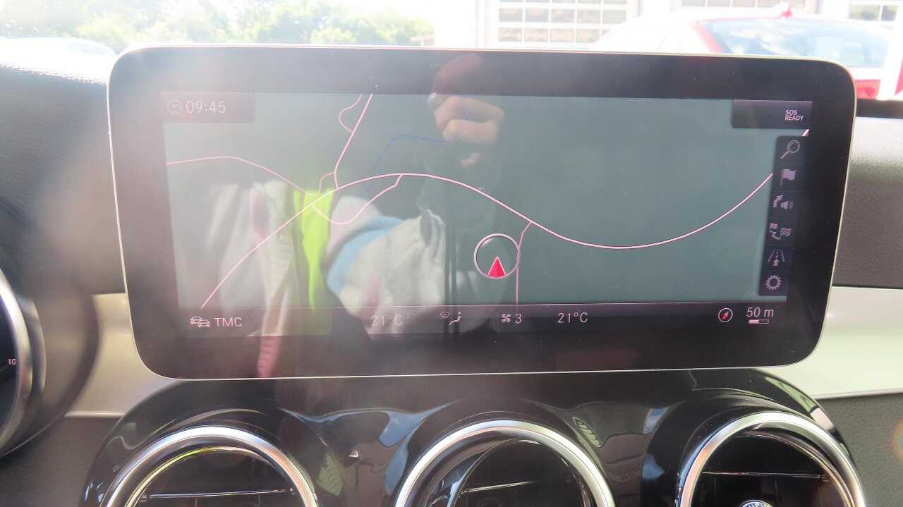 Mercedes-Benz C 300 T de Avantgarde NAVI LED SHZ RFK AHK 8