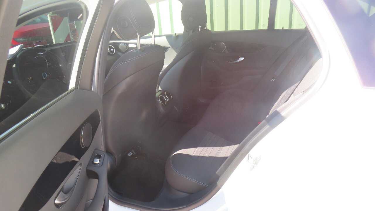 Mercedes-Benz C 300 T de Avantgarde NAVI LED SHZ RFK AHK 10