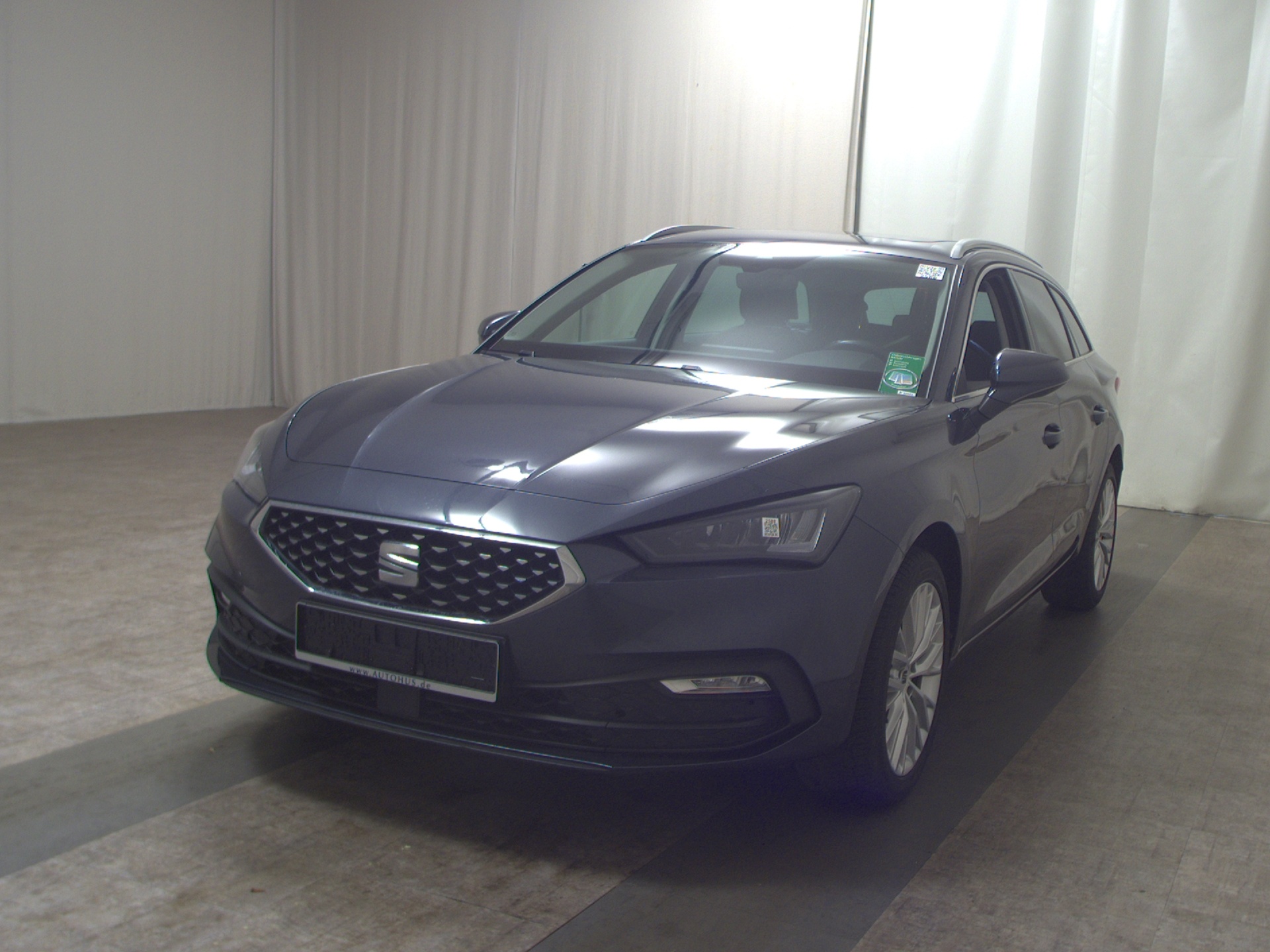 Seat Leon Sportstourer 2.0 TDI Xcellence Pano Sthzg 2