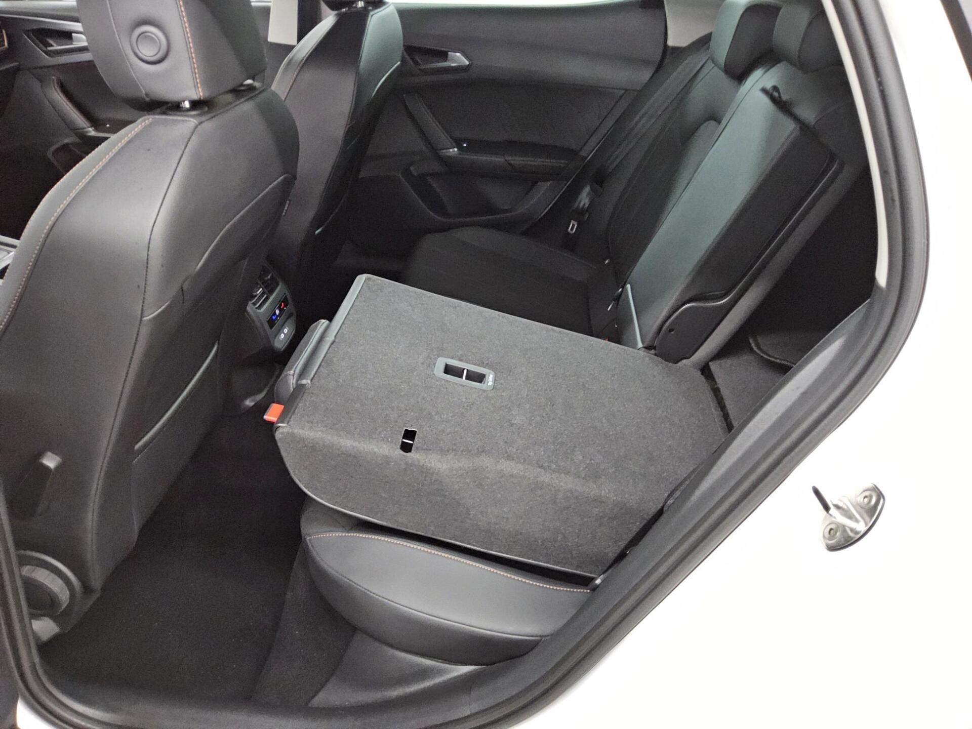 Cupra Formentor 1.4 e-Hybrid LED vc PDC T-Leder ACC 13