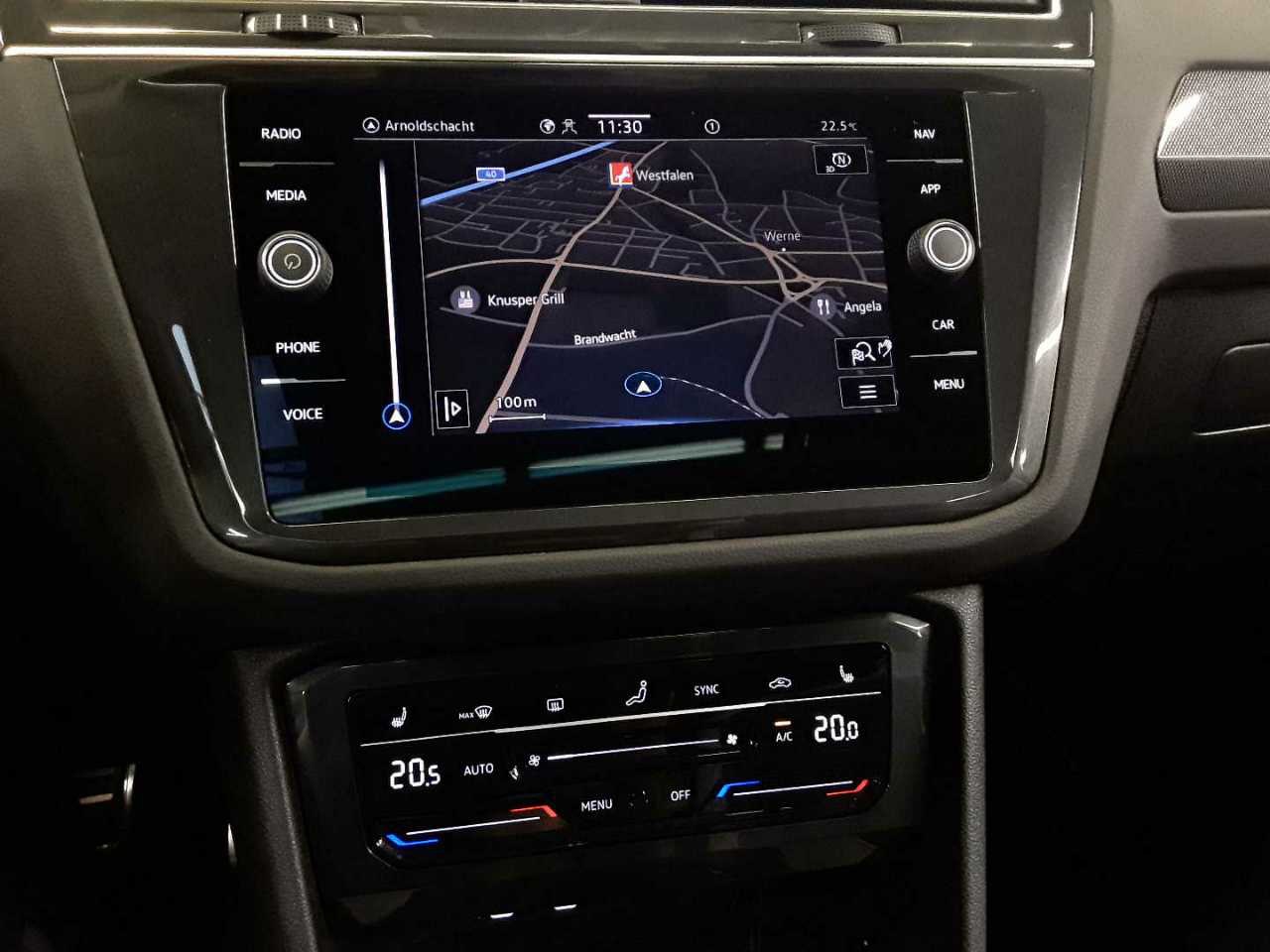 Volkswagen Tiguan 2.0 TDI T-LEDER NAVI LED PANO SHZ 11
