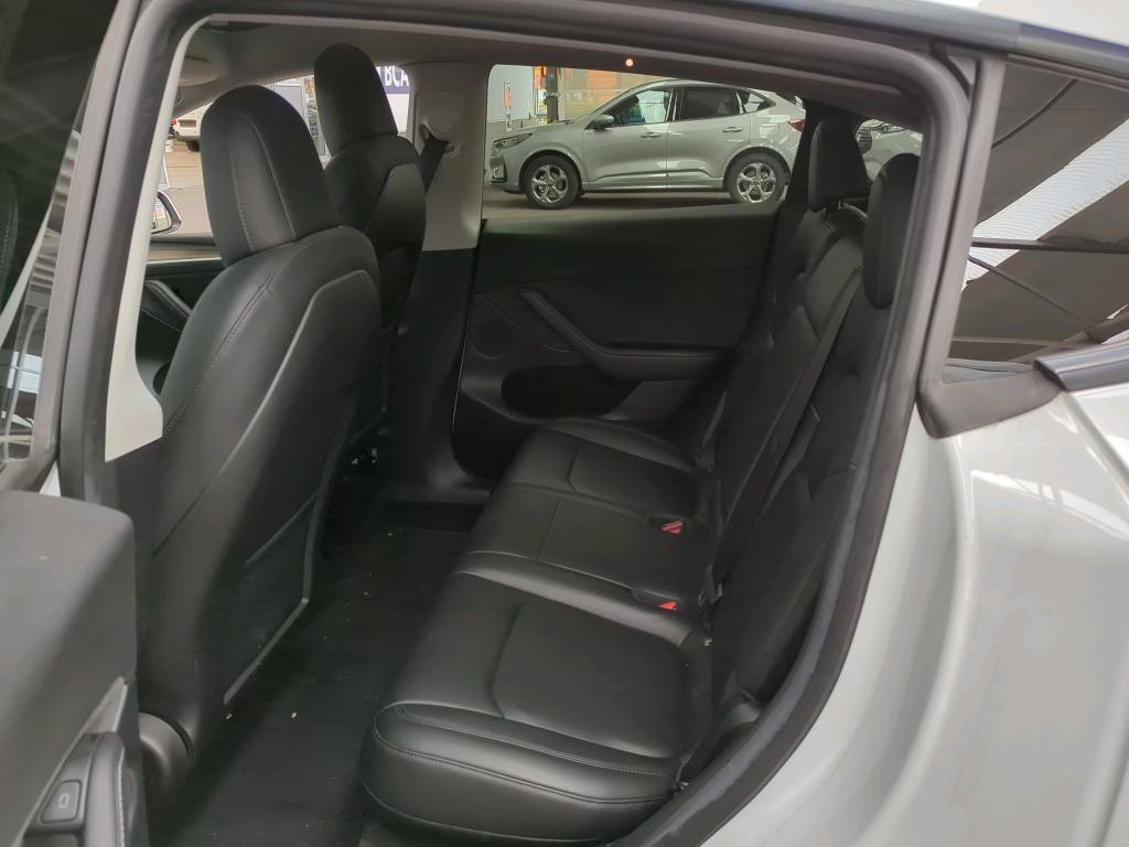 Tesla Model Y NAVI LED SHZ PANO KAMERA 7