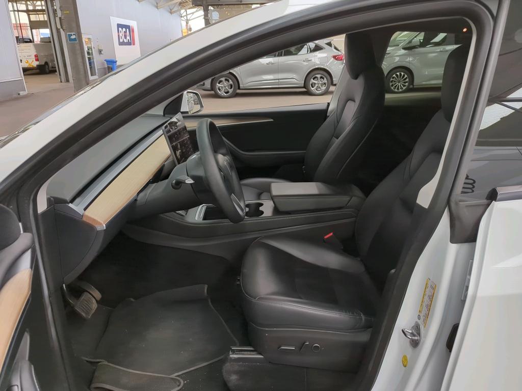 Tesla Model Y NAVI LED SHZ PANO KAMERA 6