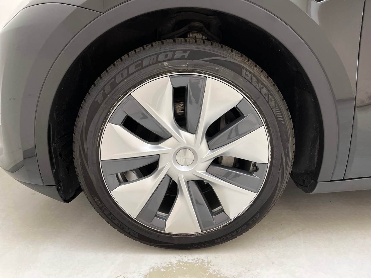 Tesla Model Y Long Range AWD NAVI SHZ LED LEDER 10
