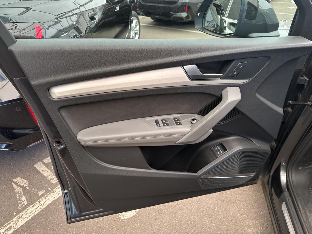 Audi Q5 50 TFSI e Qu. S-Line T-LEDER NAVI KLIMAAUT LED SPORTSITZE 7
