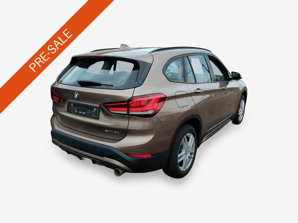 BMW X1 sDrive20i Sport-Line LED SHZ PDC LENKRADHZG PANO 3