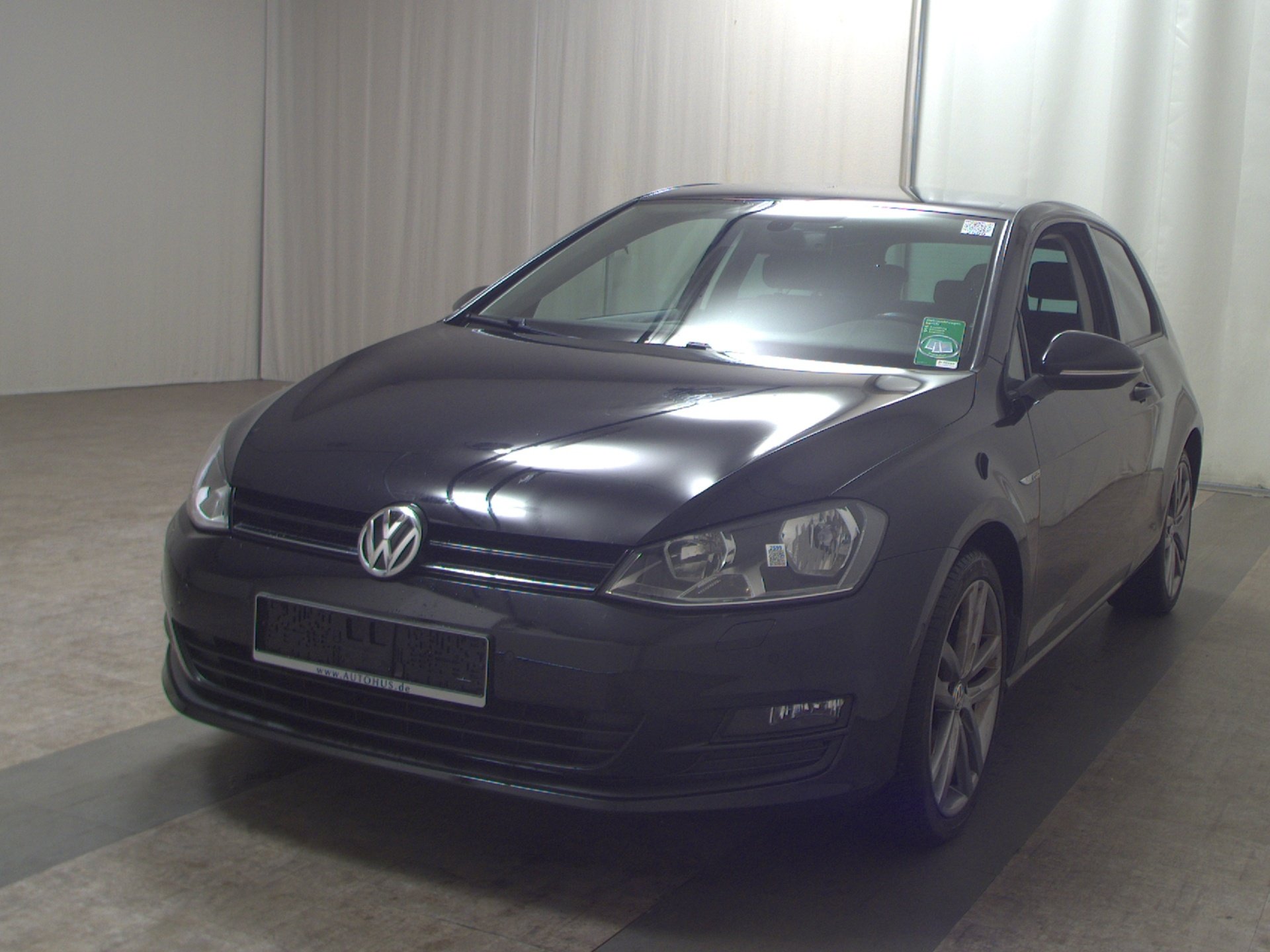 Volkswagen Golf-7 1.4 TSI Cup AHK PDC Shz AUX-IN HU 01/28 2