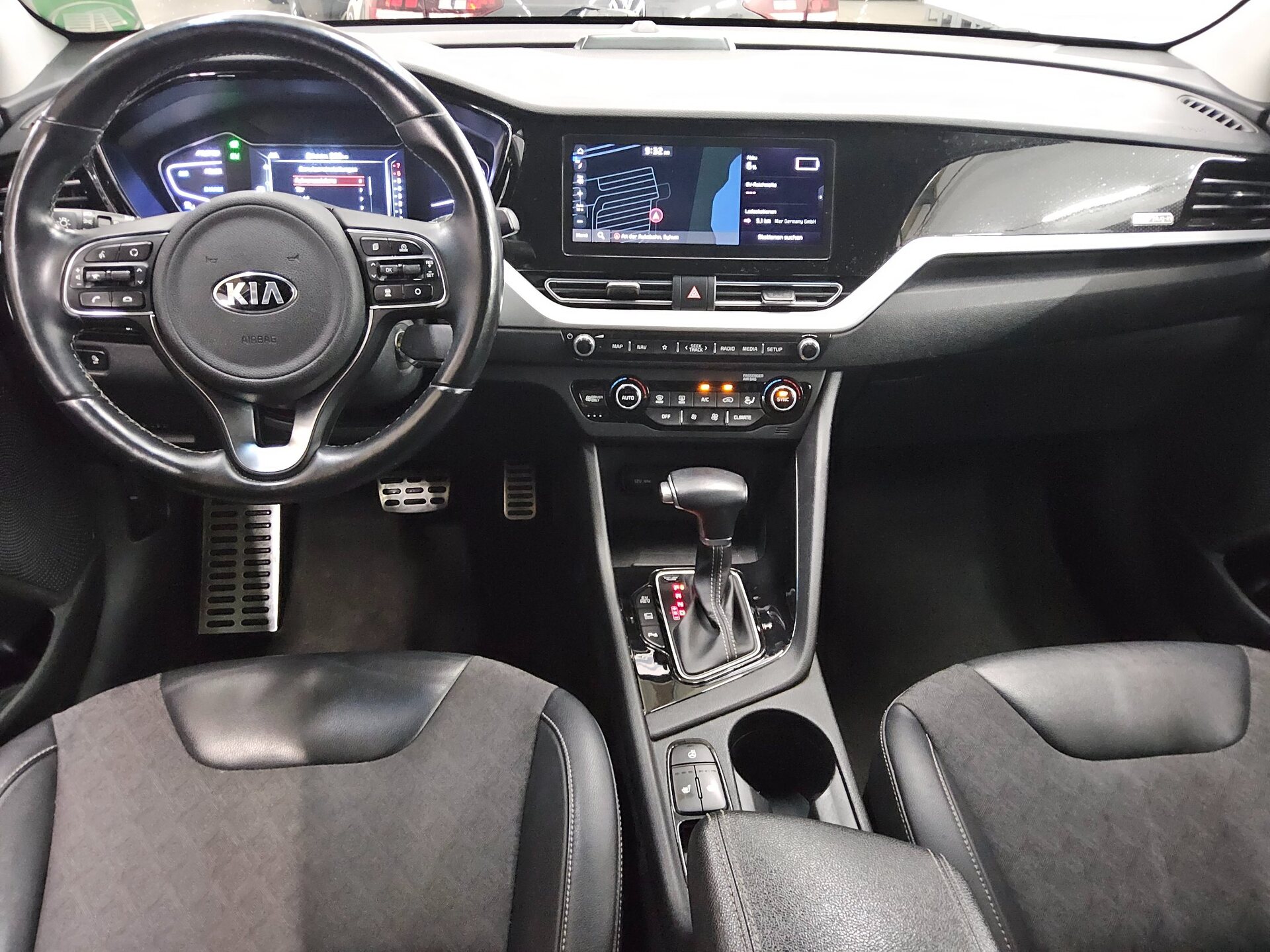 Kia Niro 1.6 T-GDI PHEV T-Leder Navi LED RfK AHK JBL 5