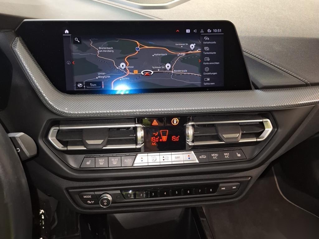 BMW 120dA xDr Sport-Line KLIMA LED SHZ PDC 8