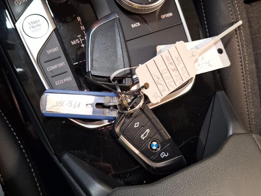 BMW 120dA xDr Sport-Line KLIMA LED SHZ PDC 11