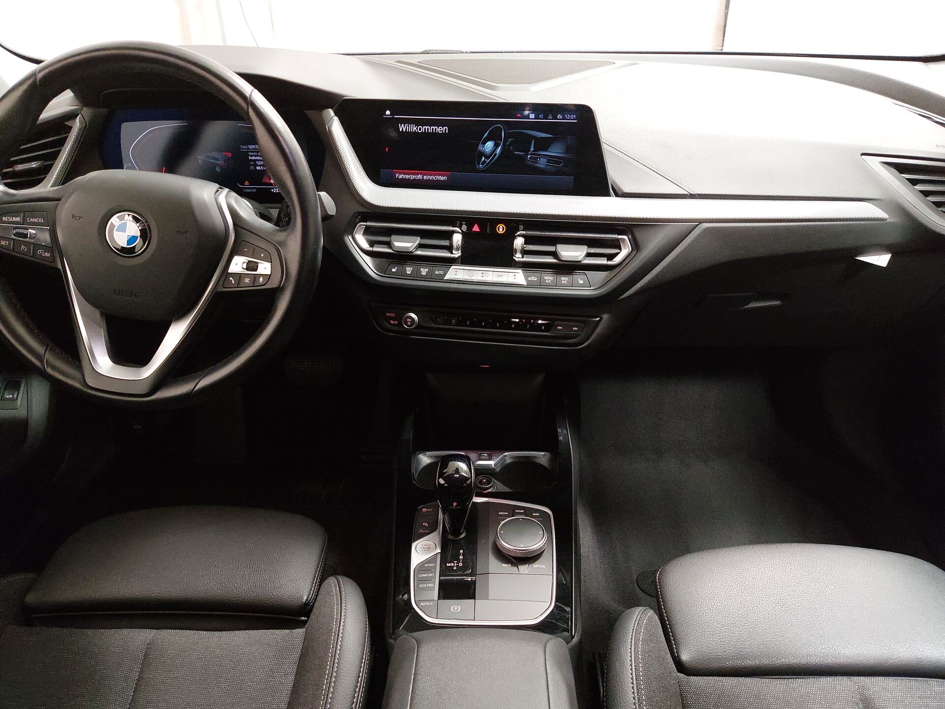 BMW 120d xDr Sport-Line Navi LC Pro LED HiFi 16