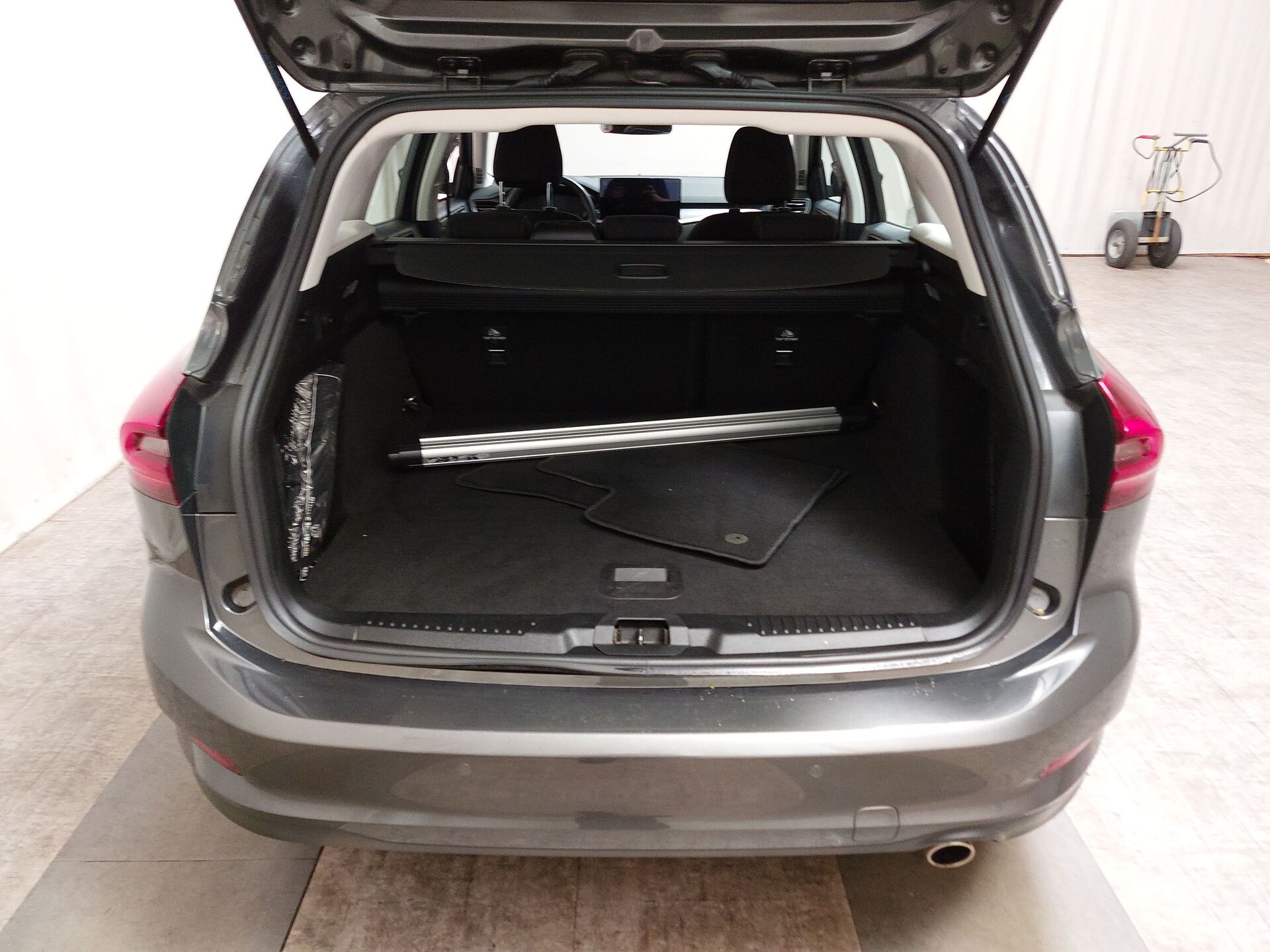 Ford Focus Turnier 1.5 EB Titanium S NAVI LED SHZ PDC 15