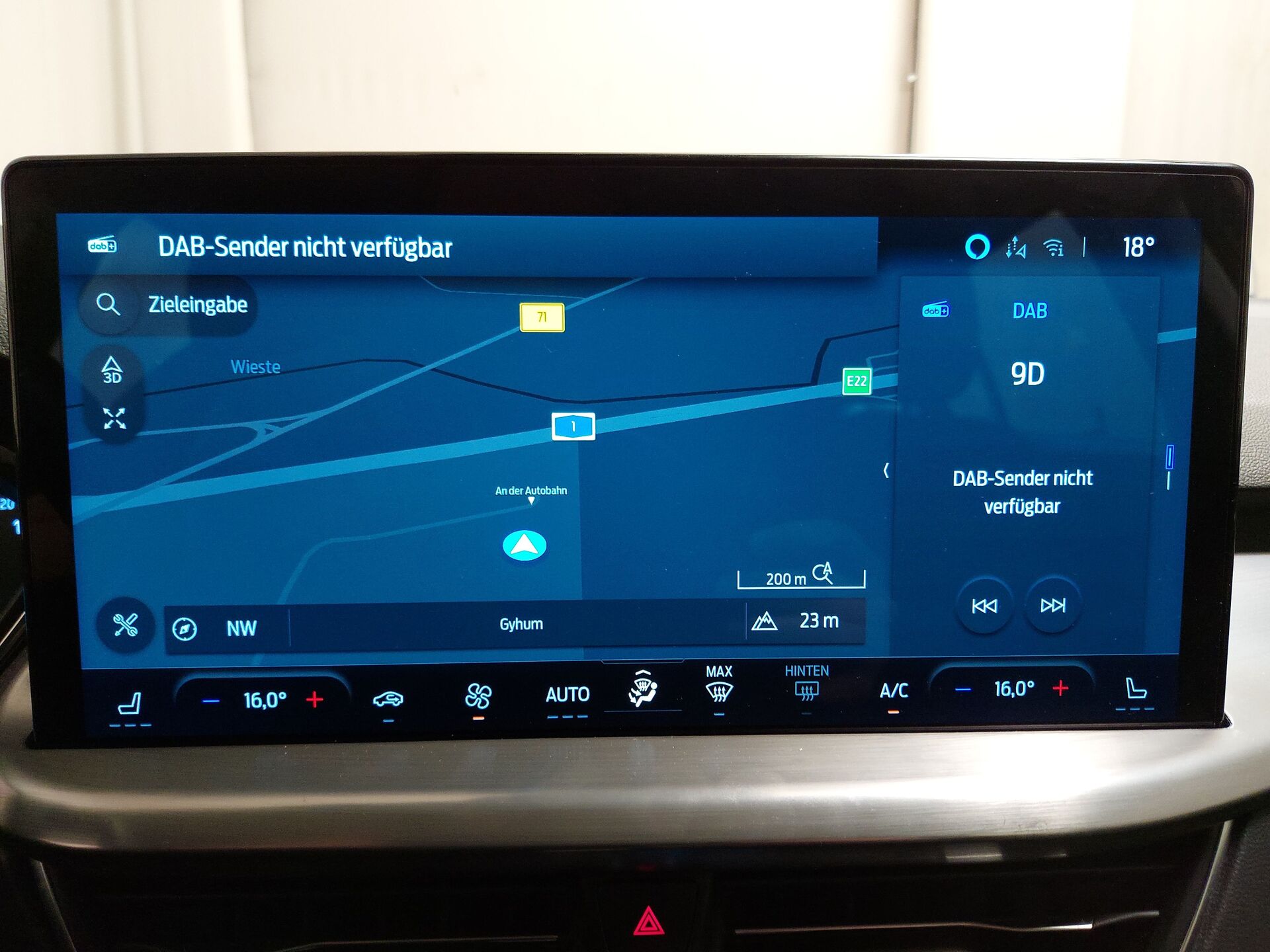 Ford Focus Turnier 1.5 EB Titanium S NAVI LED SHZ PDC 19