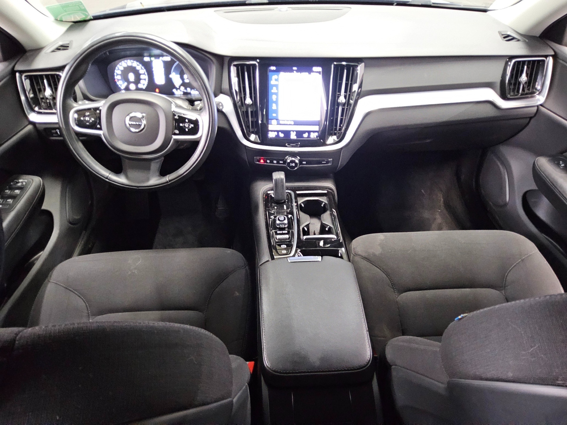 Volvo V60 T6 AWD Inscription Navi LED Shz RFK PDC AHK 5