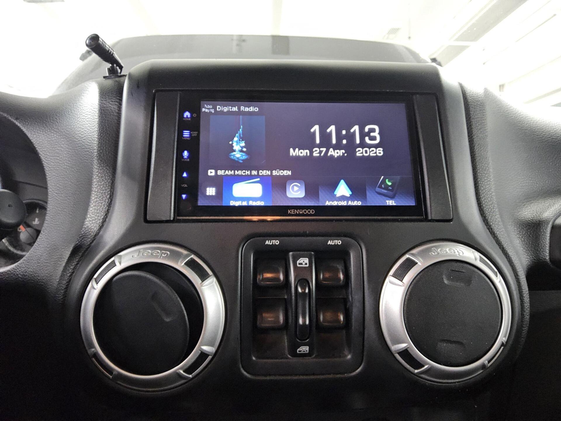 Jeep Wrangler 2.8 CRD Sound LED AHK RfK PDC Tempomat 7