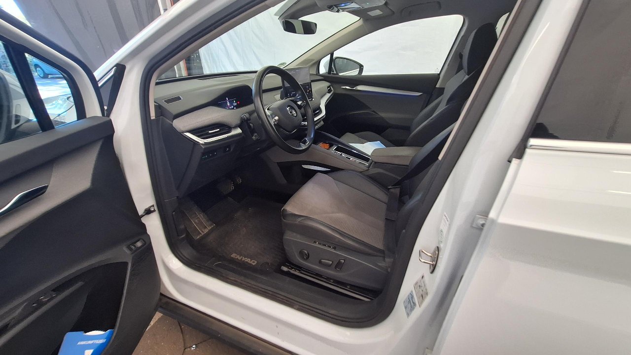 Skoda Enyaq iV 80 Loft Navi LED Virtual T-Leder AHK 4