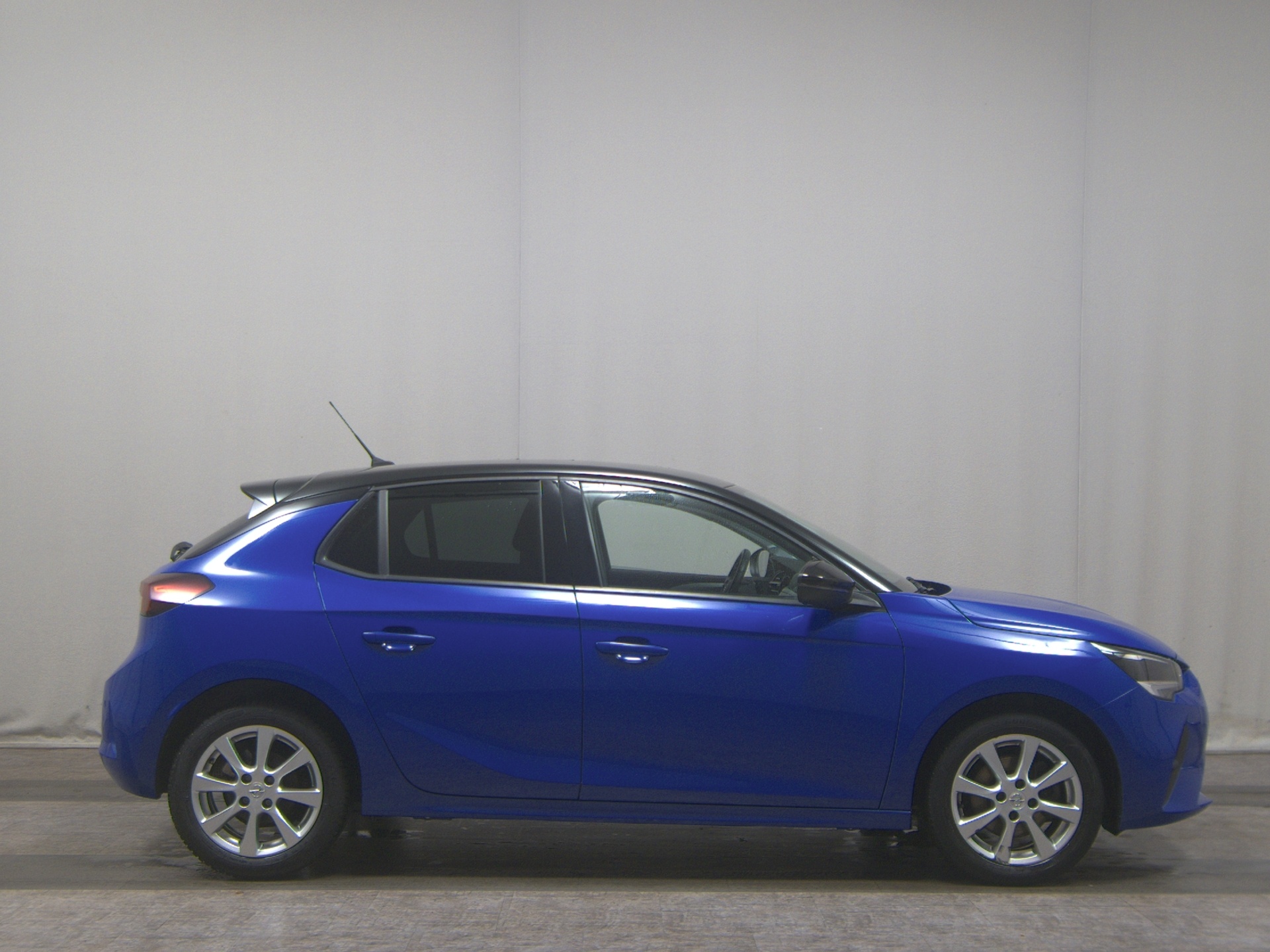 Opel Corsa 1.2 Turbo Edition Navi LED Kamera Shz