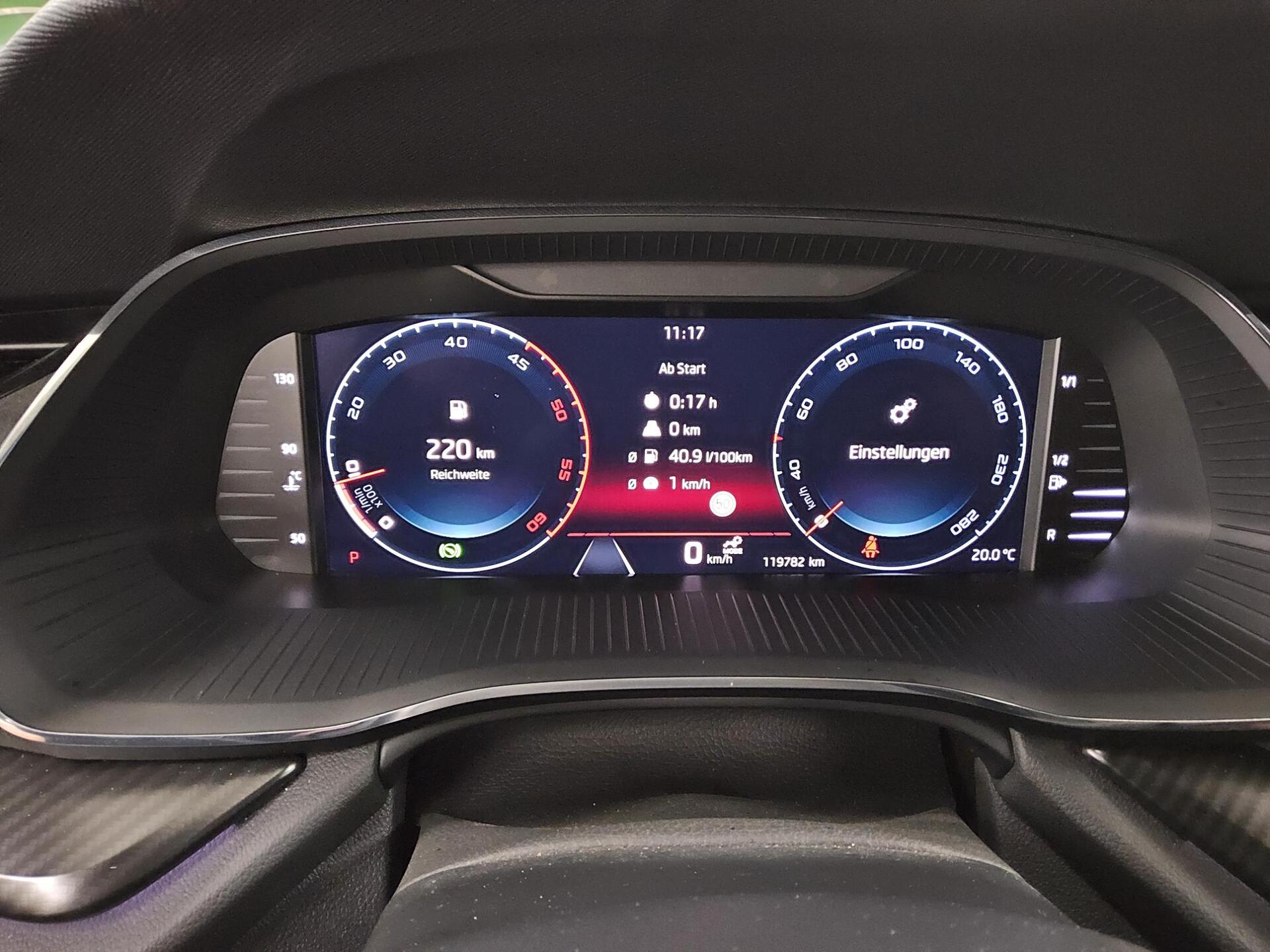 Skoda Octavia Kombi 2.0 TDI RS Navi LED virtual HuD 8