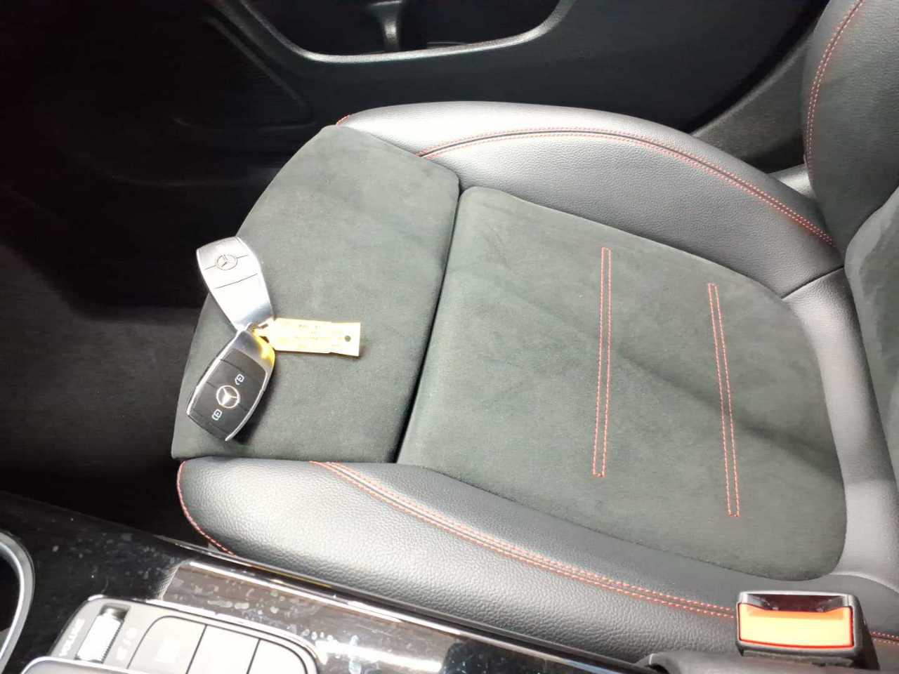 Mercedes-Benz CLA 200 SB d T-LEDER NAVI LED SPORTSITZE PANO 8
