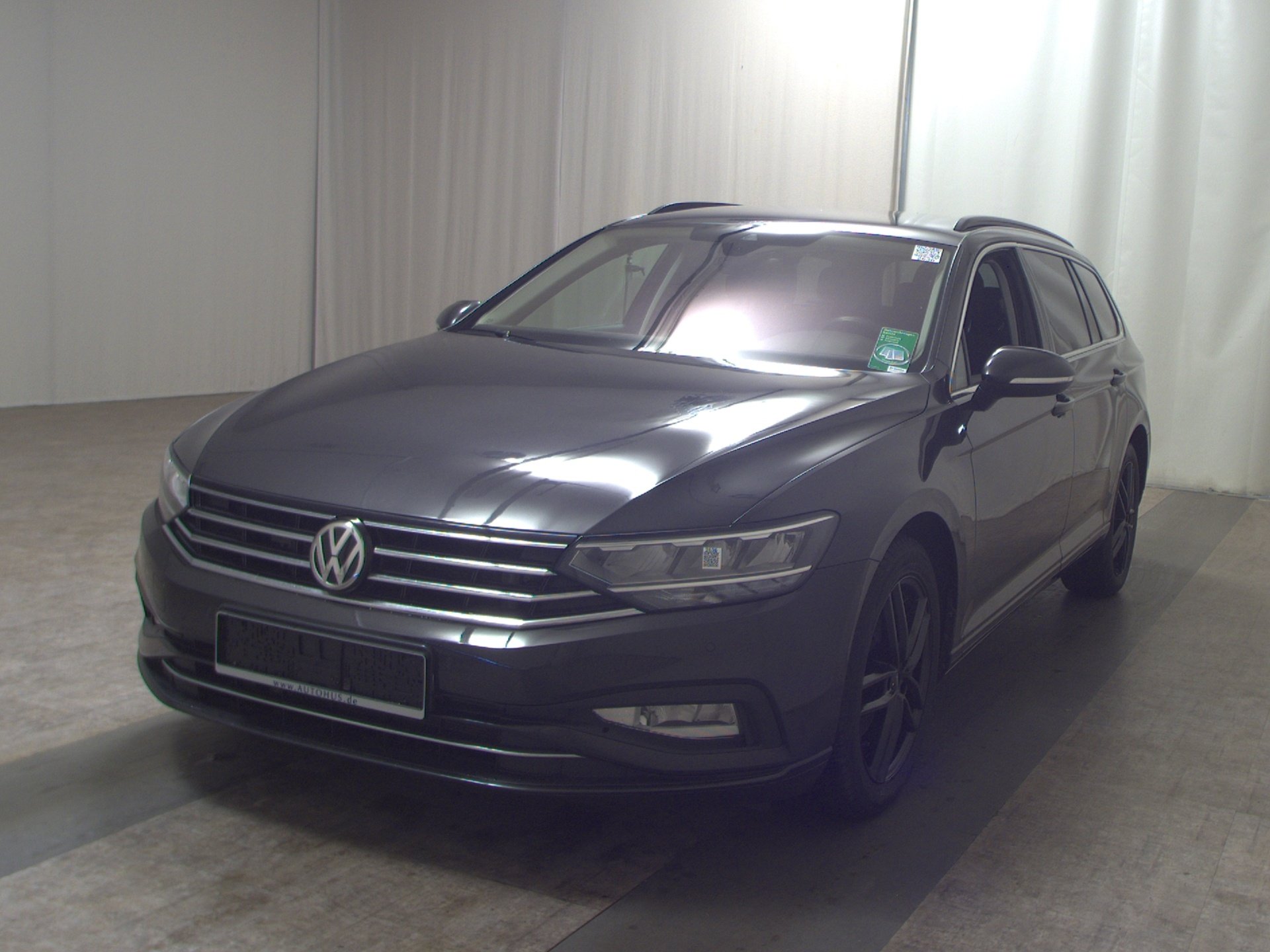 Volkswagen Passat Var. 2.0 TDI Business Navi LED Shz 2