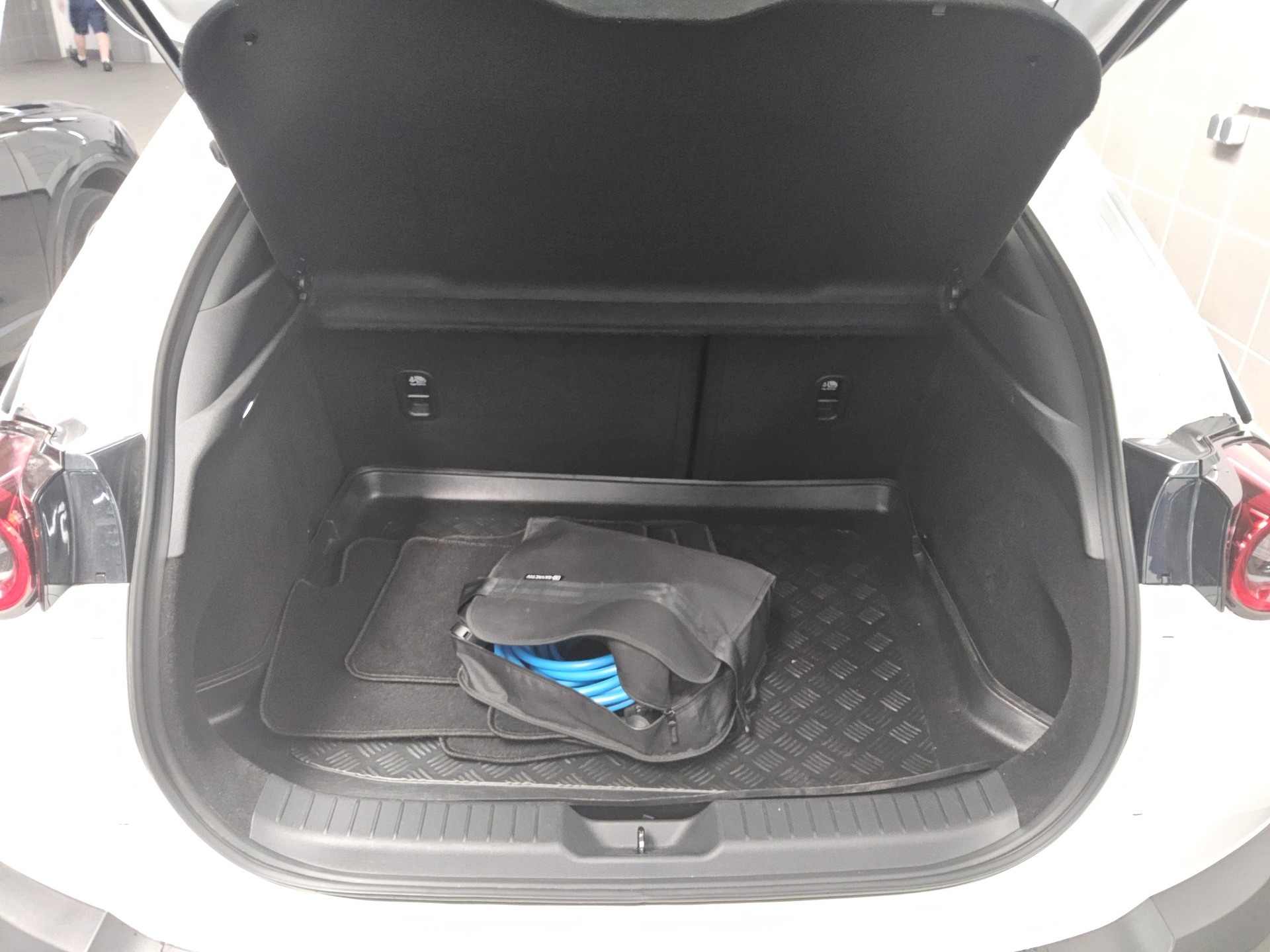 Mazda MX-30 e-Skyactiv T-Leder Navi LED HuD 11