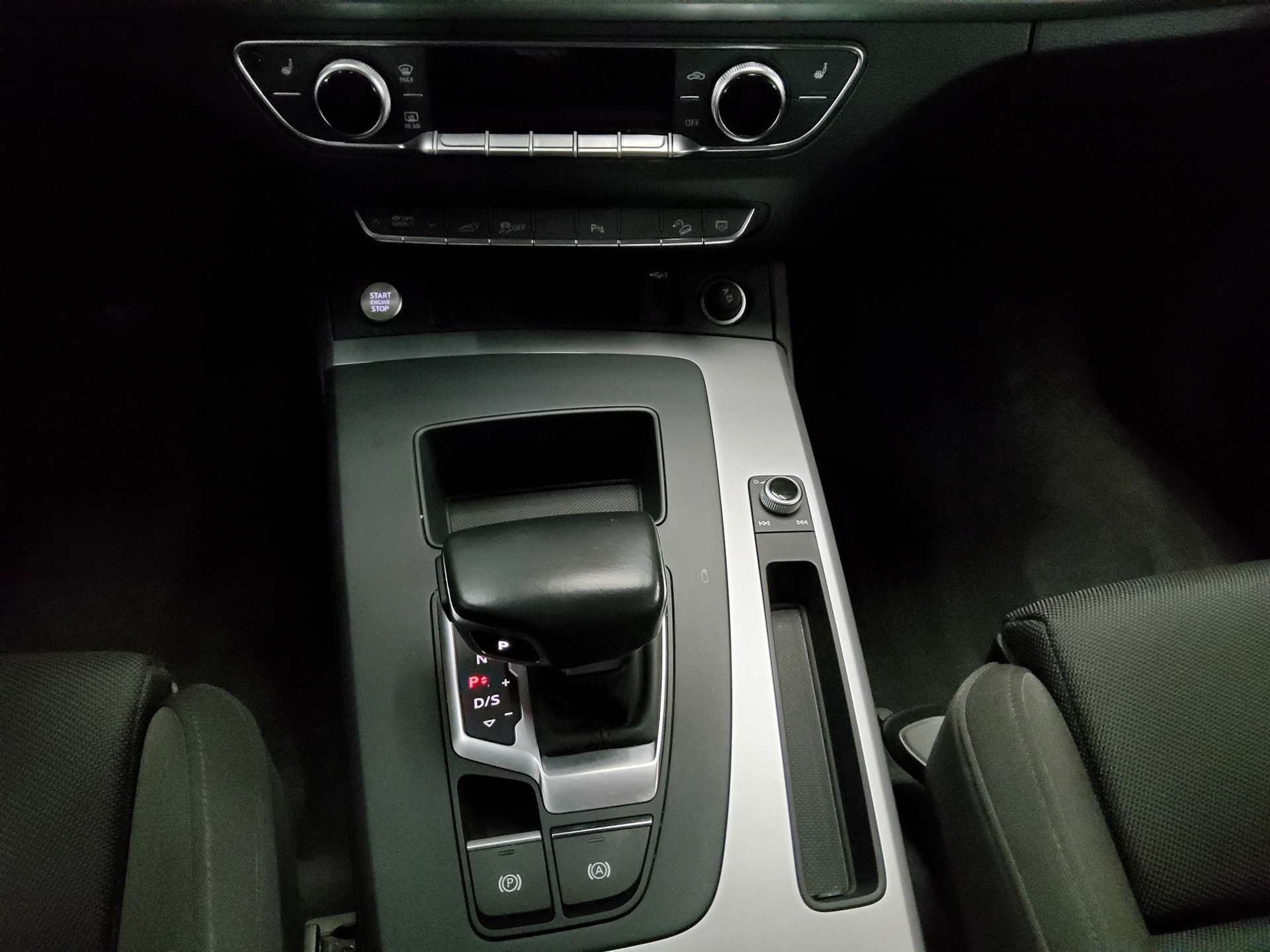 Audi Q5 50 TFSI e Qu. 6