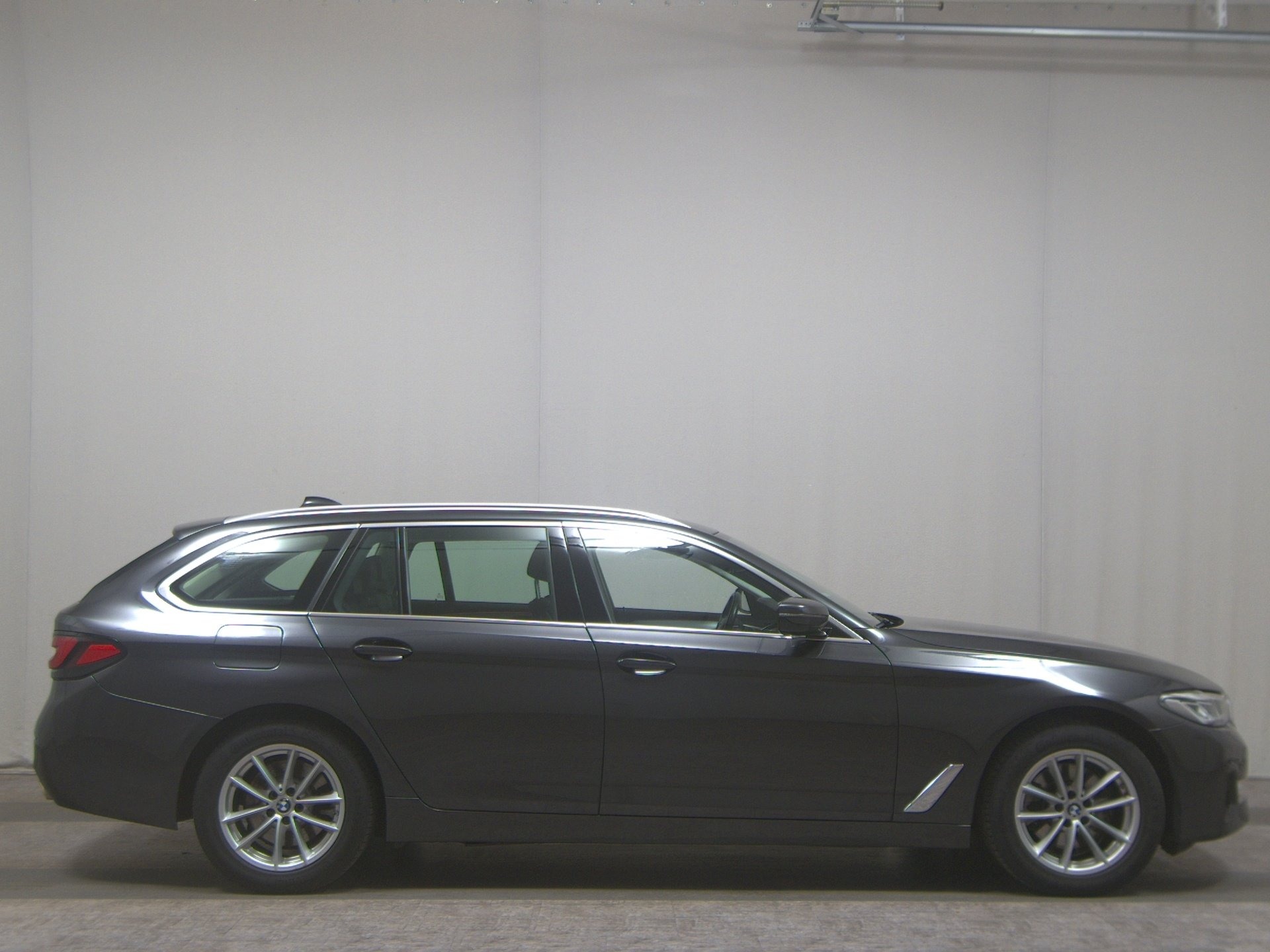 BMW 520dA Touring xDr Leder Navi LED+ LC prof HiFi