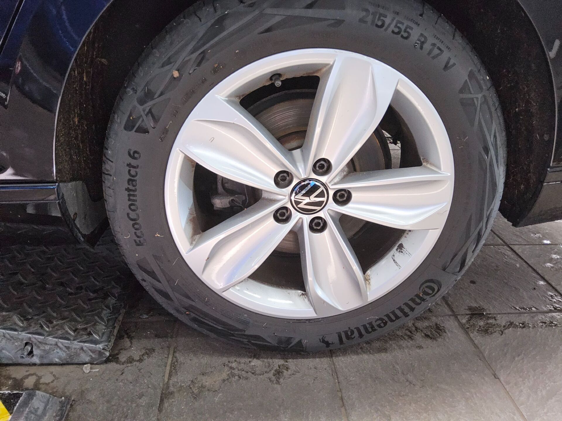Volkswagen Passat Variant 2.0 TDI Business Leder Navi AHK 10