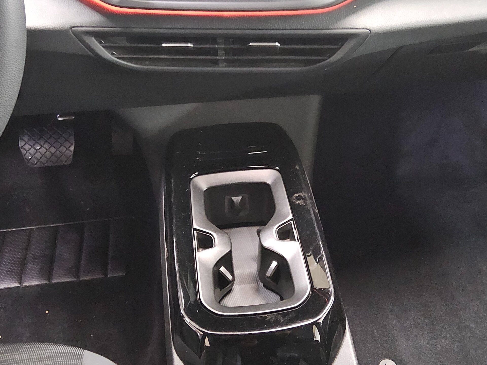 Volkswagen ID.4 Pro Performance Navi LED PDC AHK 6