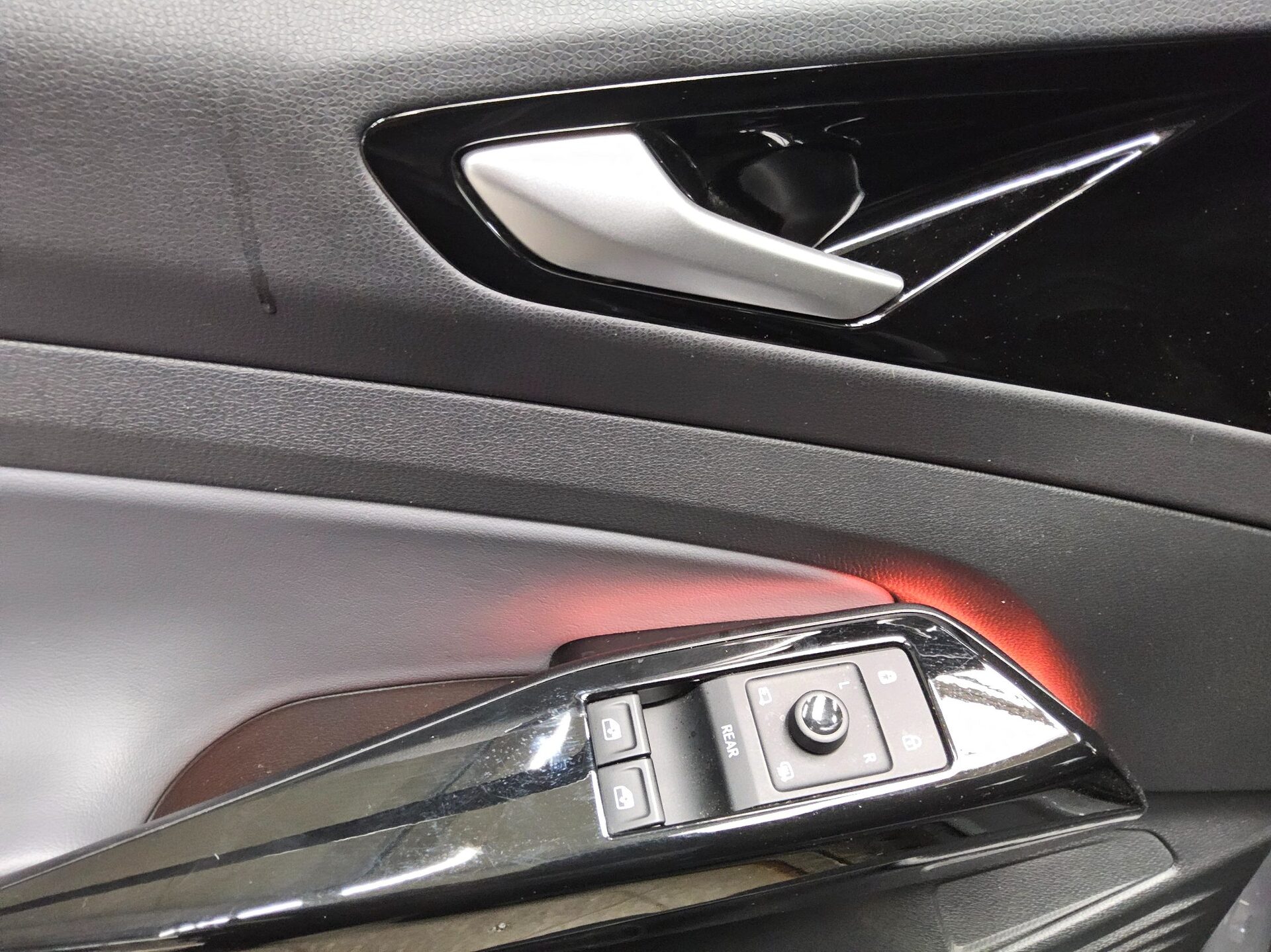 Volkswagen ID.4 Pro Performance Navi LED PDC AHK 10
