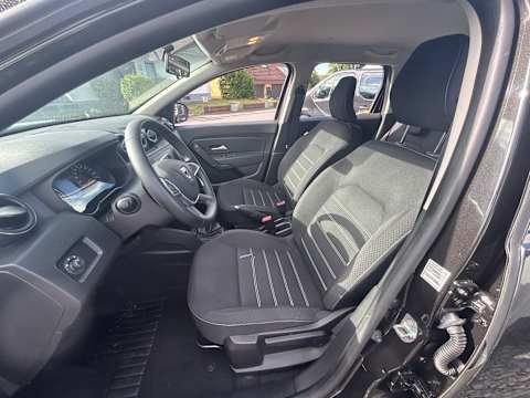 Dacia Duster 1.3 TCe Comfort Navi RFK AHK 6