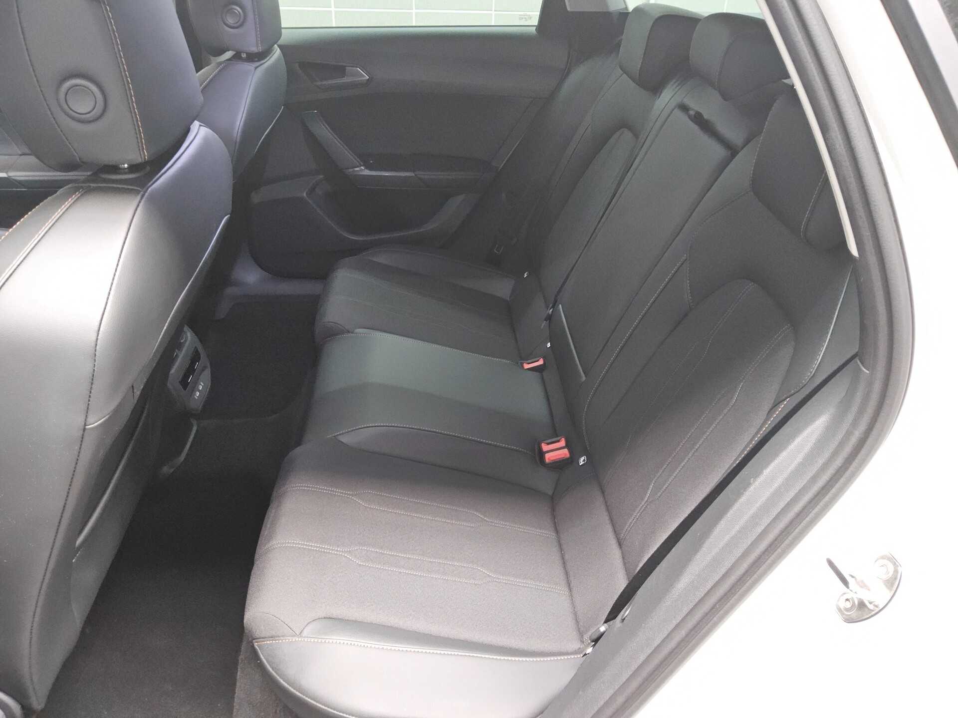 Cupra Leon Sportstourer 2.0 TDI Navi LED VC ACC 13