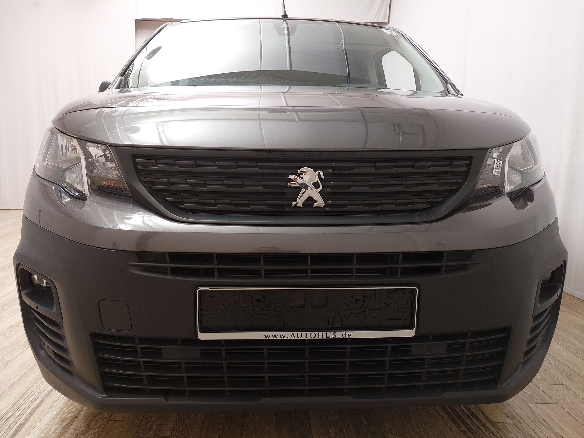 Peugeot Partner 1.5 BlueHDI Premium Navi SHZ PDC Klima 5