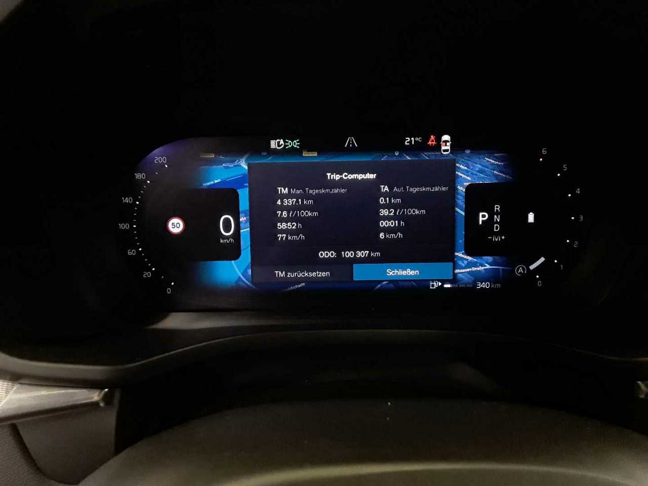 Volvo XC60 B4 D NAVI LED LEDER StHZG. PANO 10