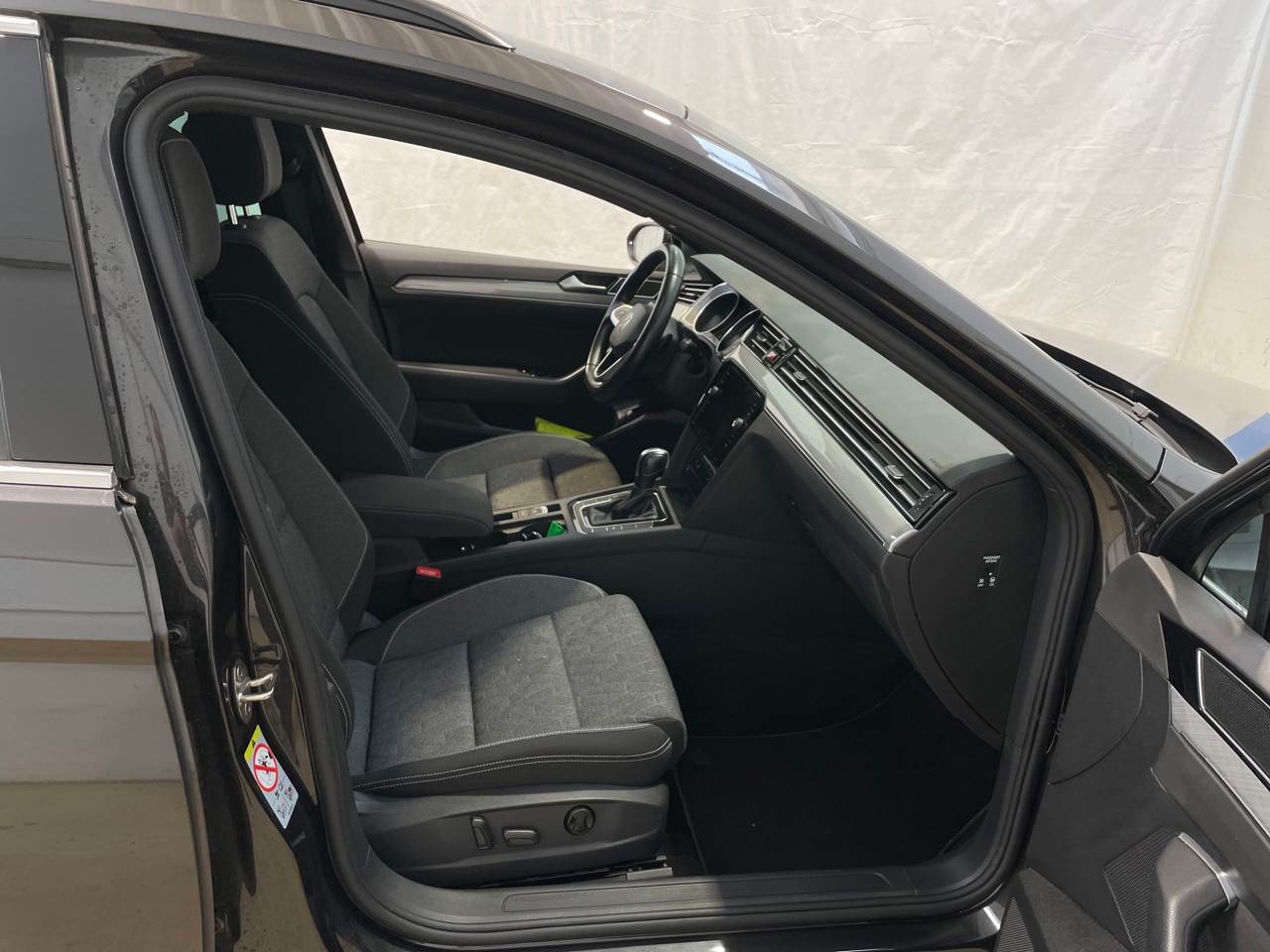 Volkswagen Passat Variant 2.0 TDI Business Navi LED Sthzg Massage 6