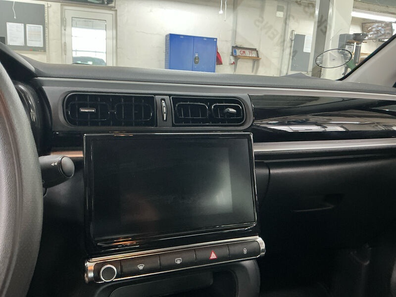 Citroën C3 1.2 PureTech Feel SHZ LED BT 9