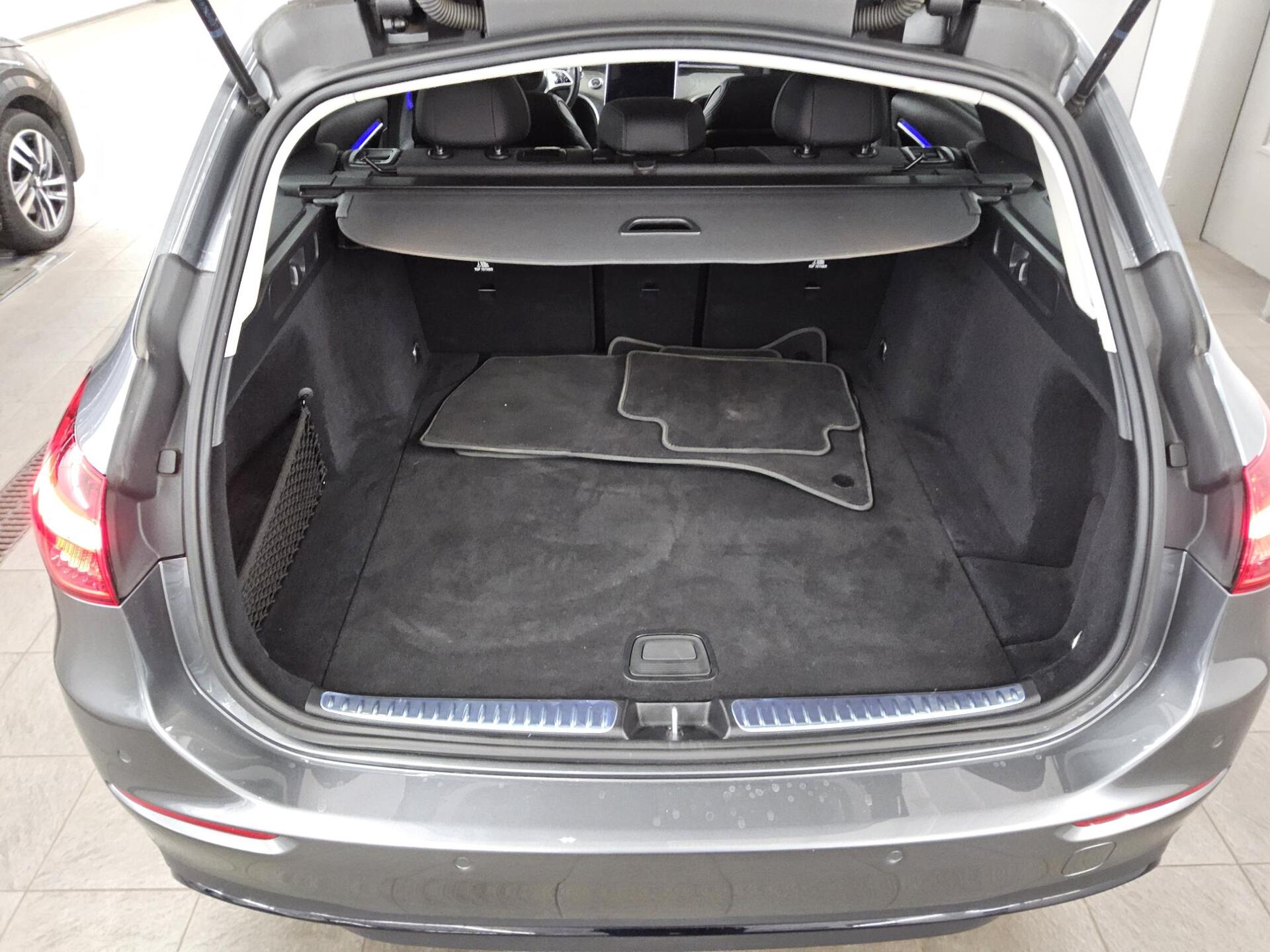 Mercedes-Benz C 220 T d Avantgarde Navi LED Shz Night T-Leder 12