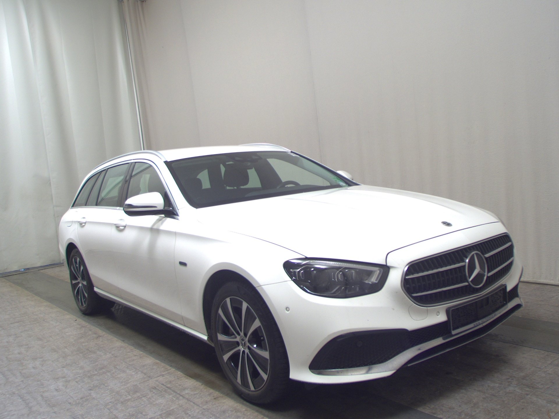 Mercedes-Benz E 300 T de Avantgarde Navi MB-LED HuD Widescreen 3