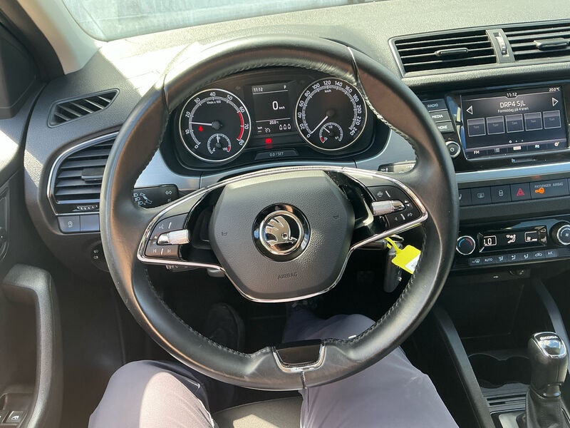 Skoda Fabia 1.0 TSI Ambition SHZ PDC KAMERA 7