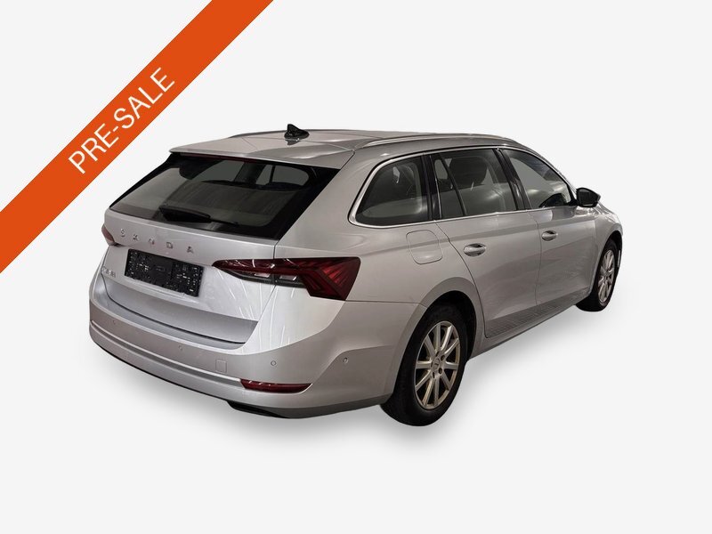 Skoda Octavia Kombi 2.0 TDI Style NAVI LED vc PANO HUD 2