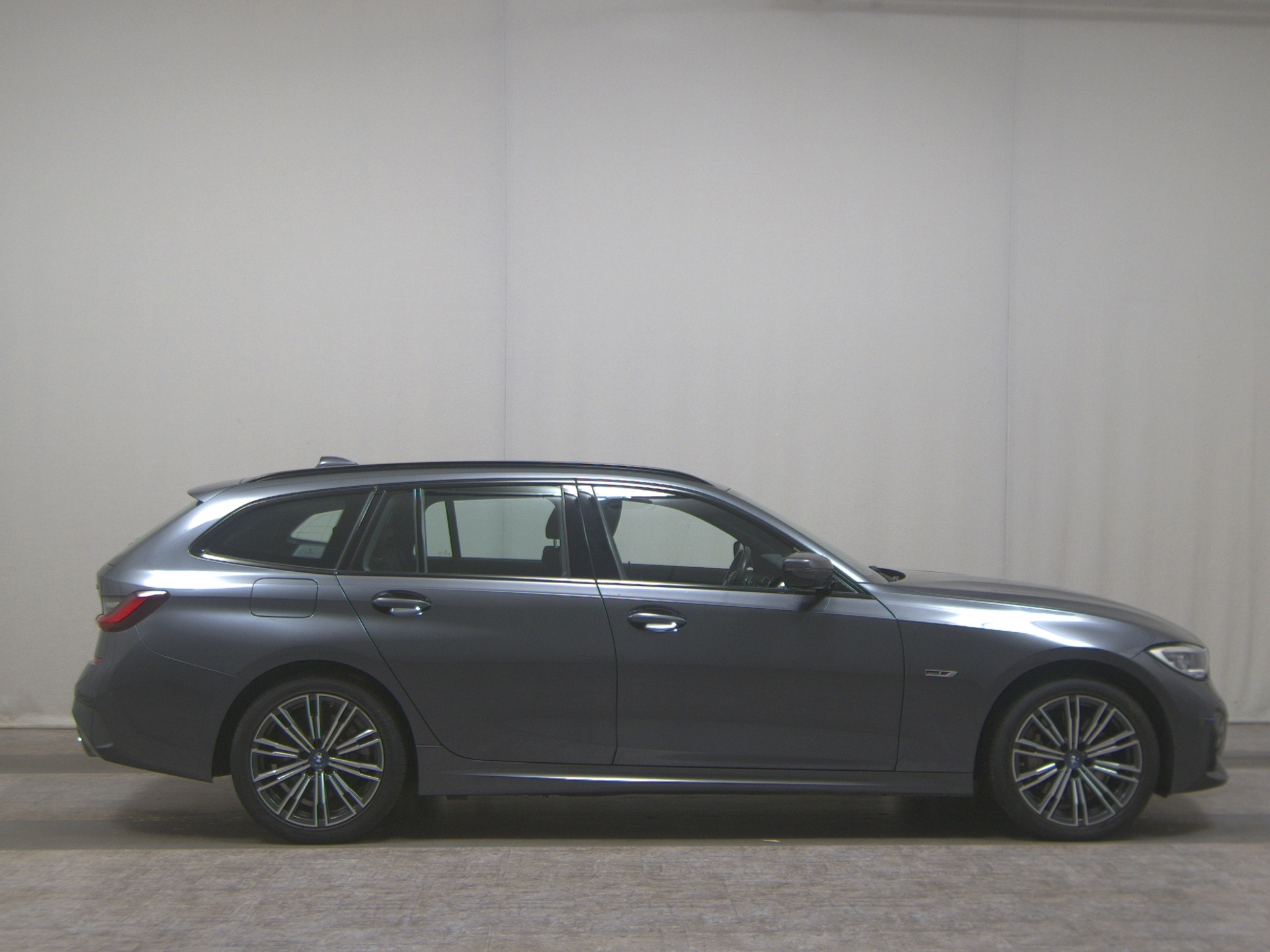 BMW 330e Touring M-Sport Navi Laser LC-Pro HuD DA