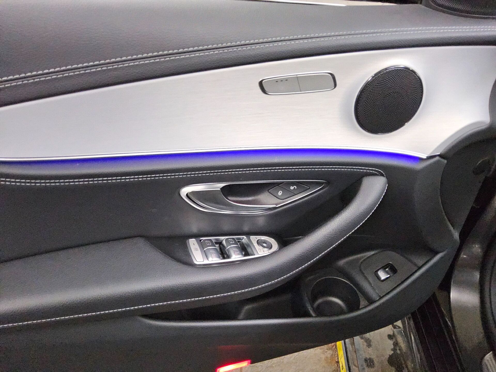 Mercedes-Benz E 300 de 4M AMG-Line Navi LED GSD MBUX-AR Kamera 10