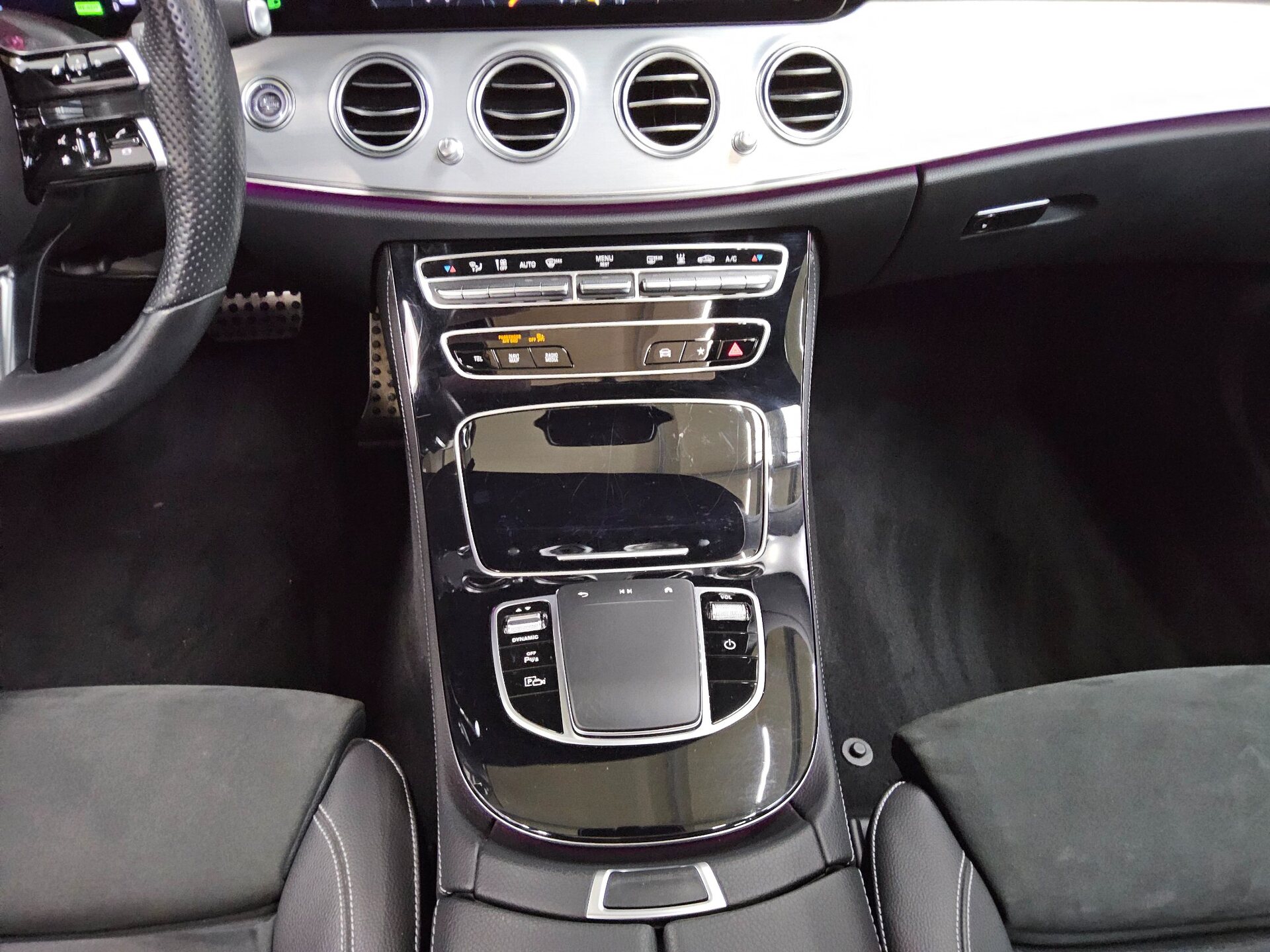 Mercedes-Benz E 300 de 4M AMG-Line Navi LED GSD MBUX-AR Kamera 6