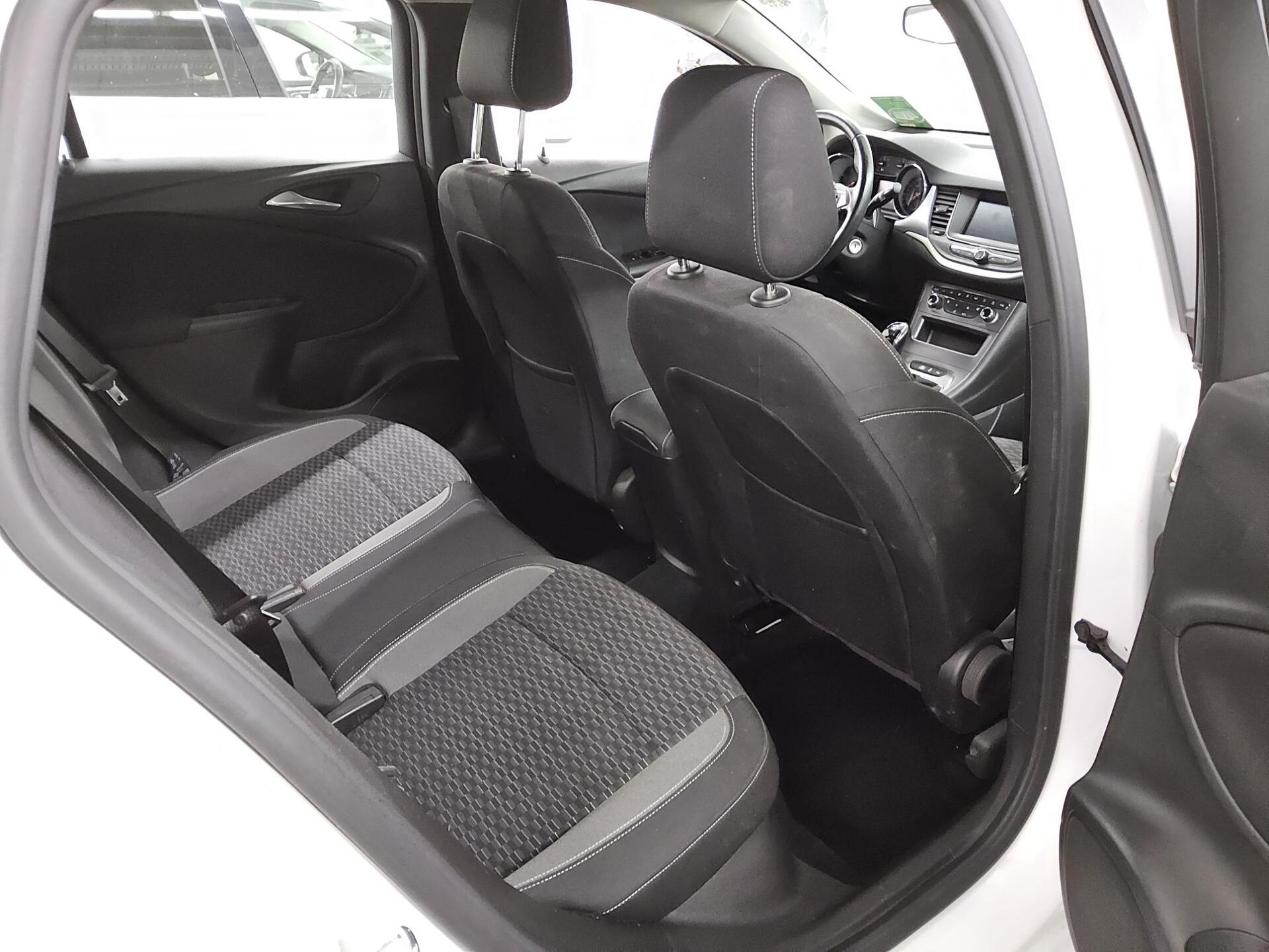 Opel Astra ST 1.5 D Business Ed. Navi LED RfK PDC Shz 13